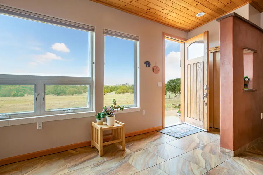 1322 Mountain Valley Road, Edgewood, NM 87015 - #3