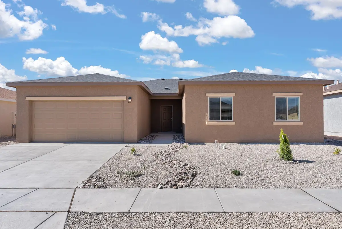 832 Calle De Las Rosas, Belen, NM 87002 - #1