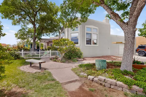 9636 Allande Road Ne, Albuquerque, NM 87109