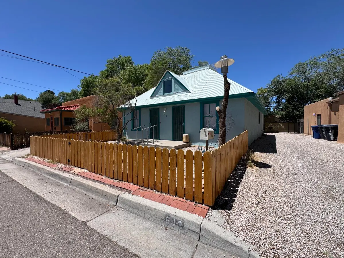 613 Keleher Avenue Nw, Albuquerque, NM 87102 - #1
