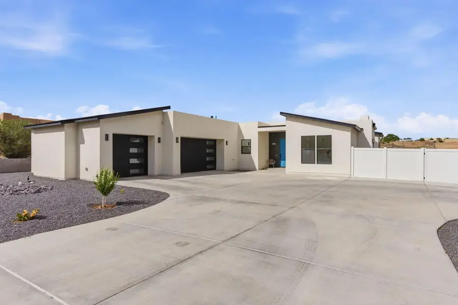 2541 Chessman Drive Ne, Rio Rancho, NM 87124 - #2