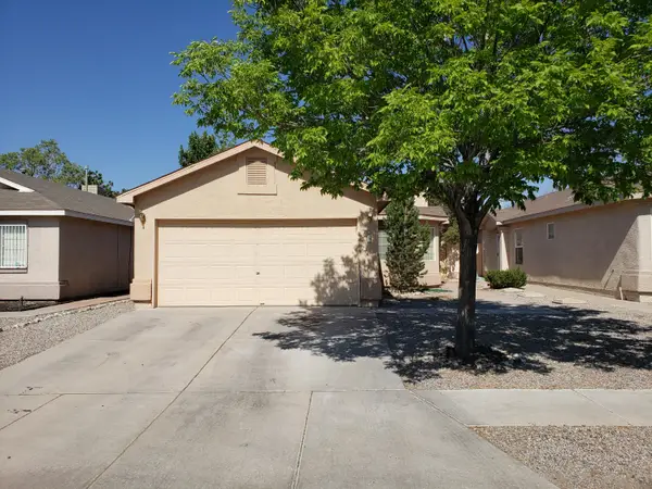 631 Vista Luna Lane Sw, Albuquerque, NM 87121