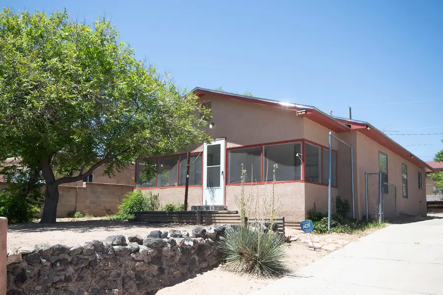 5911 Lucca Avenue Sw, Albuquerque, NM 87121 - #2