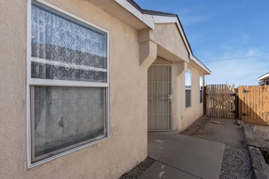 8901 Via Del Oro Sw, Albuquerque, NM 87121 - #3