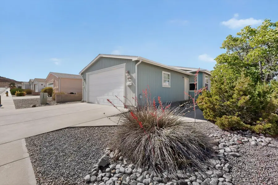 214 Sunrise Bluffs Drive, Belen, NM 87002 - #2