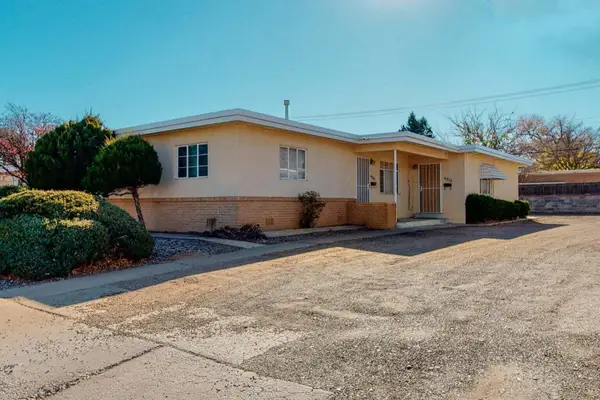 4512-4514 Zuni Road Se, Albuquerque, NM 87108