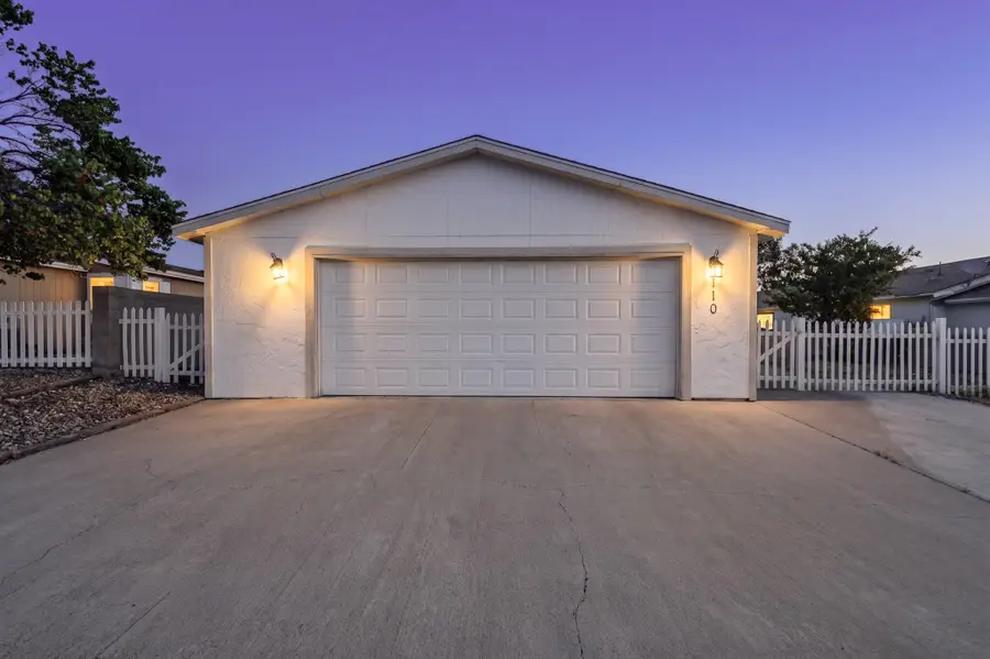 110 Sunrise Bluffs Drive, Belen, NM 87002 - #2