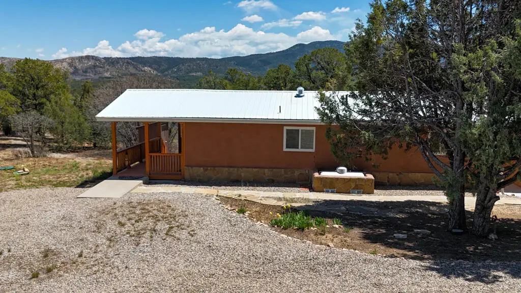 61 Rincon Road, Regina, NM 87046 - #1