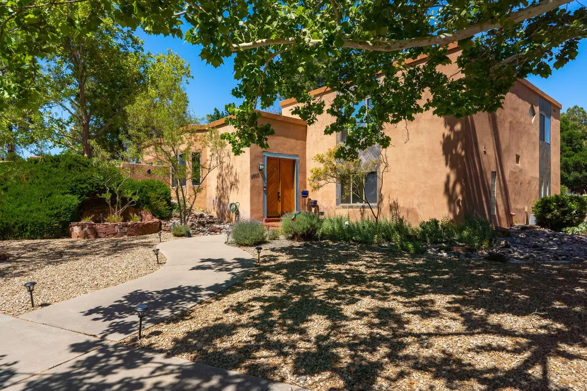 3500 La Sala Redonda Ne, Albuquerque, NM 87111 - #1