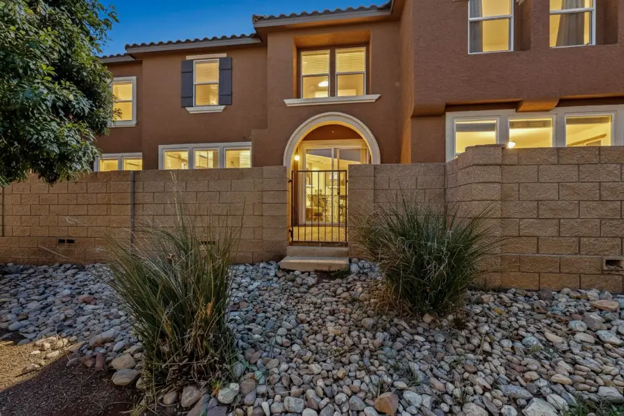 601 Menaul Boulevard Ne #UNIT 1404, Albuquerque, NM 87107 - #3