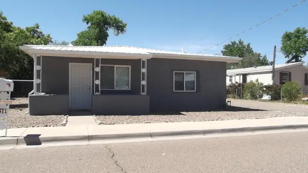 511 Cortez Street Se, Los Lunas, NM 87031