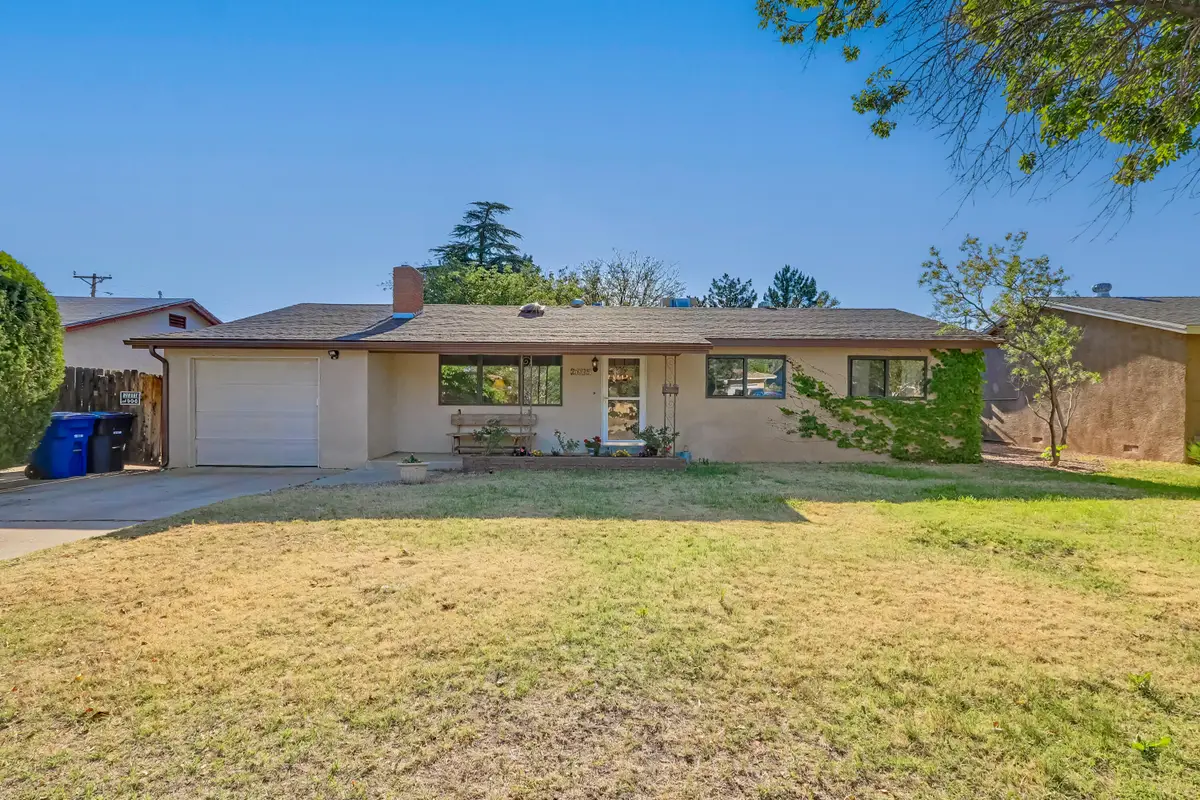 2809 Alvarado Drive Ne, Albuquerque, NM 87110 - #1