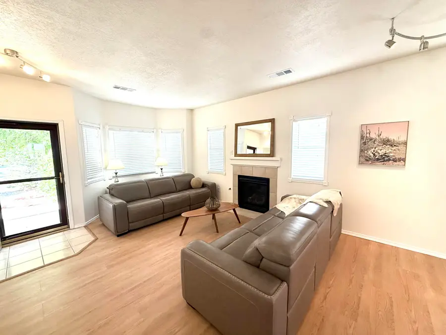 5432 Caballo Court Ne, Rio Rancho, NM 87144 - #3