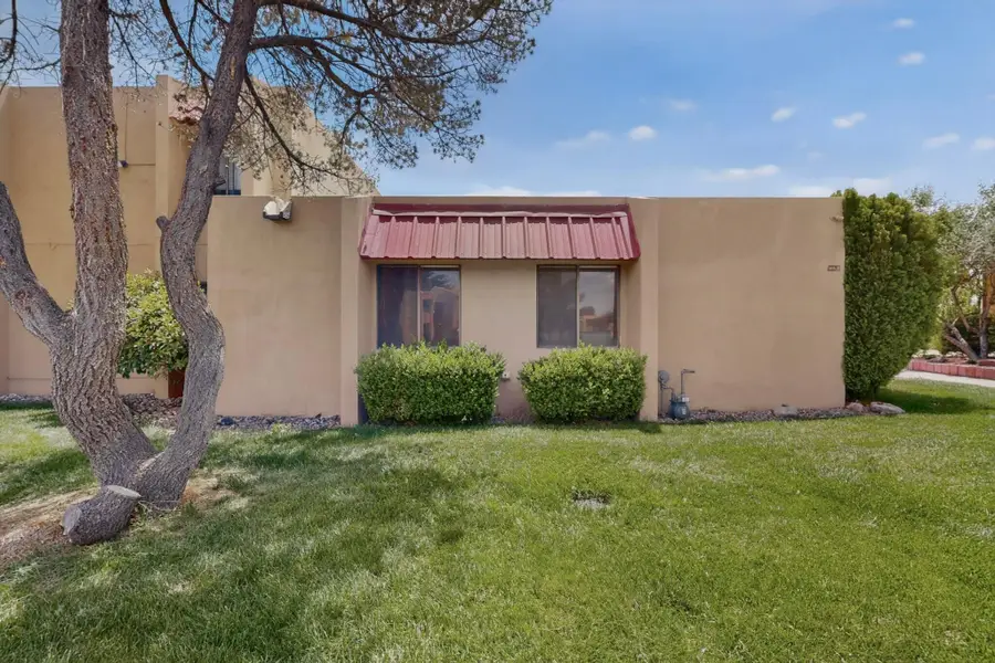905 Country Club Drive Se #APT F, Rio Rancho, NM 87124 - #2