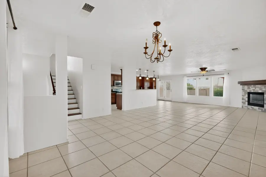 5016 Mira Vista Drive Ne, Rio Rancho, NM 87144 - #3
