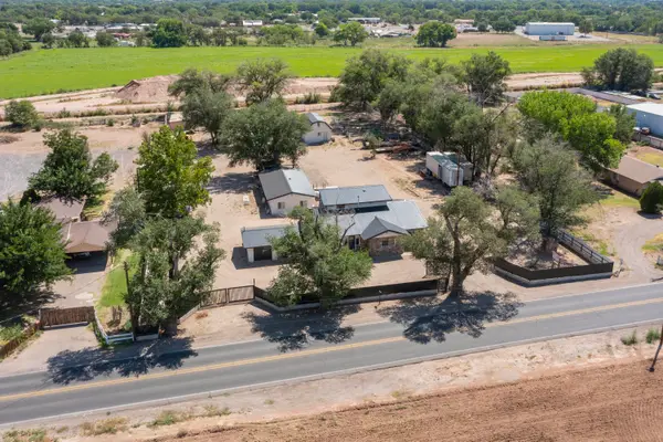 11 El Cerro Road, Los Lunas, NM 87031