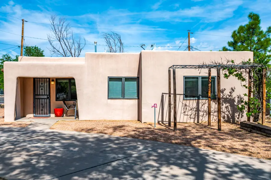 4501 8th Street Nw, Albuquerque, NM 87107 - #2