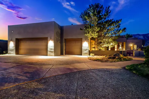 5415 High Desert Place Ne, Albuquerque, NM 87111