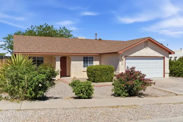 1304 82nd Street Sw, Albuquerque, NM 87121