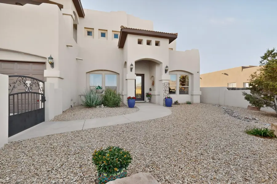 617 Monterrey Road Ne, Rio Rancho, NM 87144 - #3
