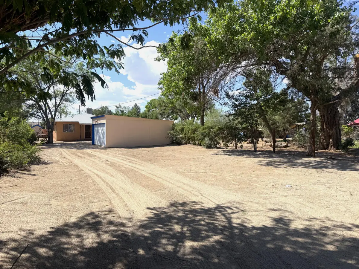192 W Valverde Road, Corrales, NM 87048 - #1