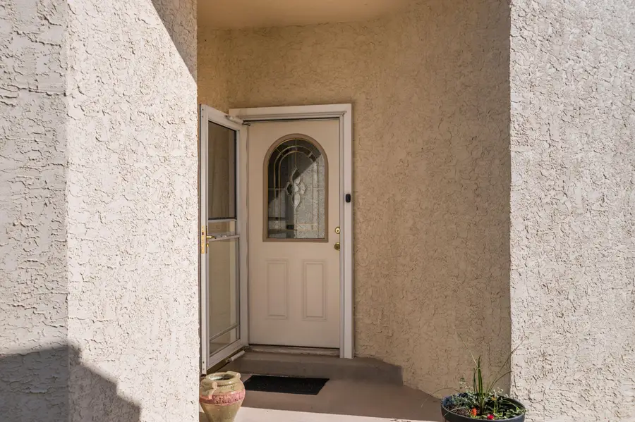 572 Eastlake Drive Se, Rio Rancho, NM 87124 - #2