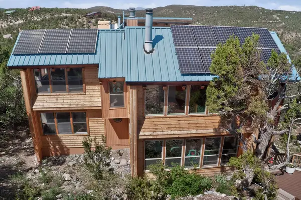 24 Beaver Lane, Cedar Crest, NM 87008