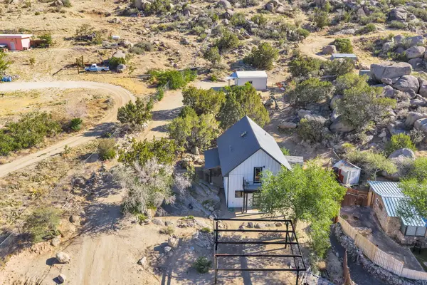 85 Nm 333 Ne, Albuquerque, NM 87123