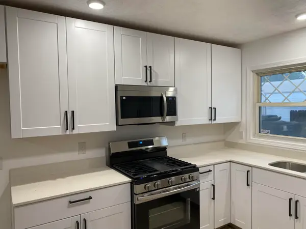 7712 Mcknight Avenue Ne, Albuquerque, NM 87110