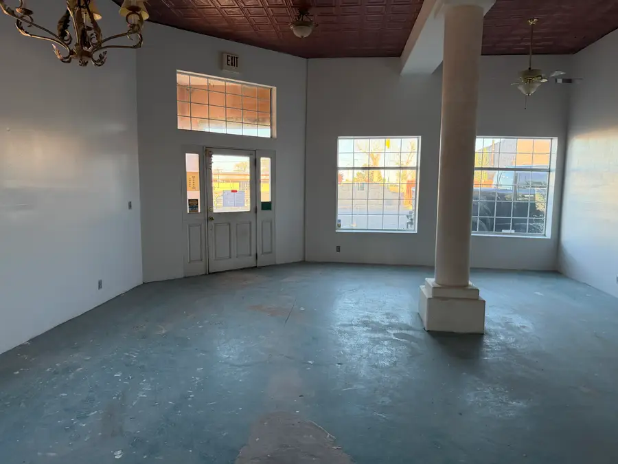 401 5th Street, Estancia, NM 87016 - #2