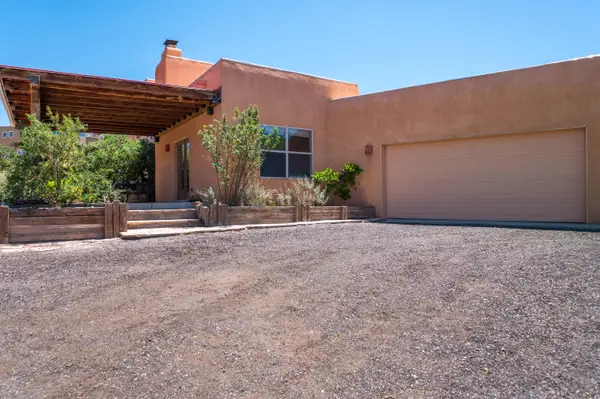27 Las Huertas Road, Placitas, NM 87043