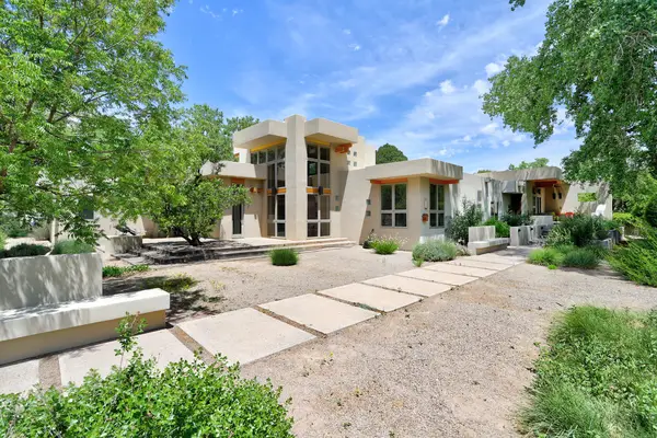 2535 Elfego Place Nw, Albuquerque, NM 87107