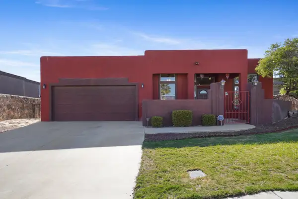 2205 Sun Chaser Place, Las Cruces, NM 88001