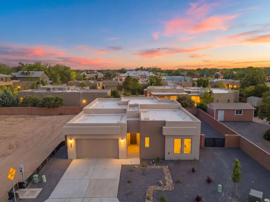 2312 Los Amigos Lane Nw, Albuquerque, NM 87104 - #2