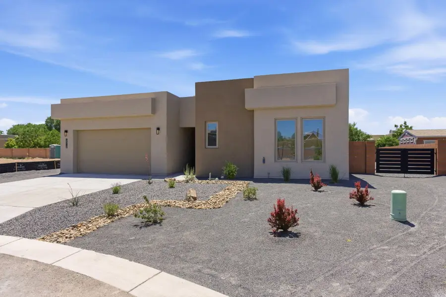 2312 Los Amigos Lane Nw, Albuquerque, NM 87104 - #3