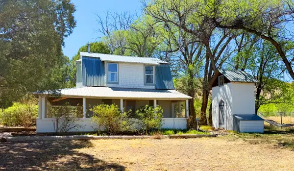 44 Grump Street, Las Vegas, NM 87701