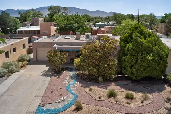 1816 Dakota Street Ne, Albuquerque, NM 87110