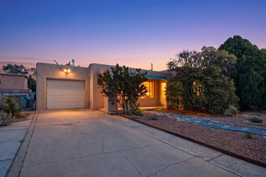 1816 Dakota Street Ne, Albuquerque, NM 87110 - #2