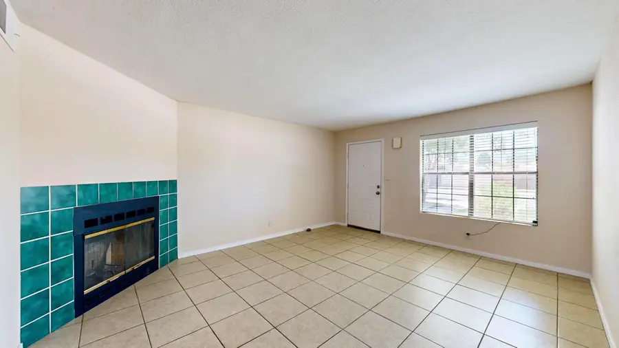 3301 Monroe Street Ne #UNIT B16, Albuquerque, NM 87110 - #2