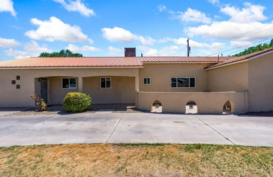 2842 La Fonda Drive Sw, Albuquerque, NM 87105 - #2
