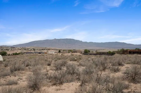 2112 Chessman Drive Ne, Rio Rancho, NM 87124