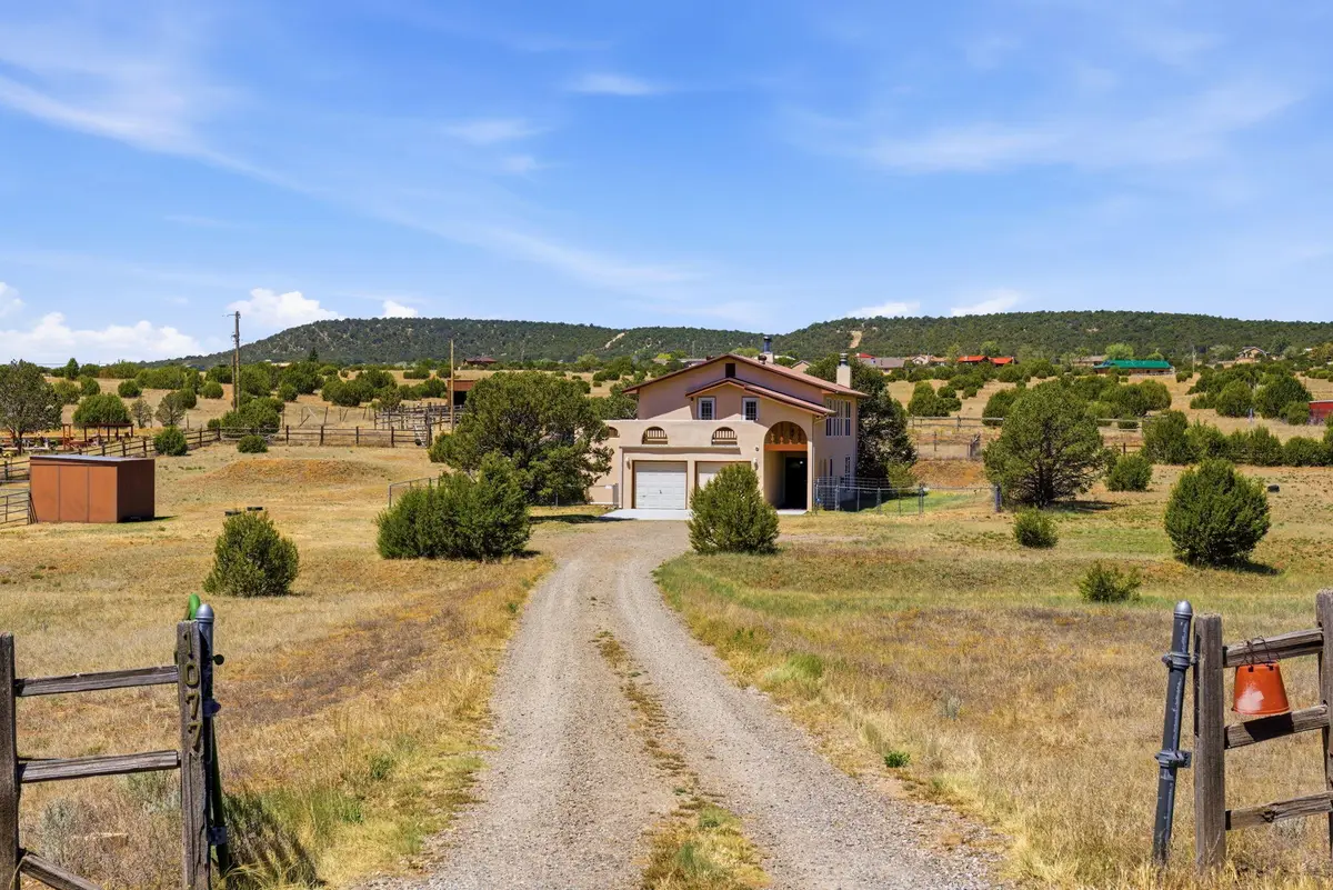 1077 County Line Road, Edgewood, NM 87015 - #1