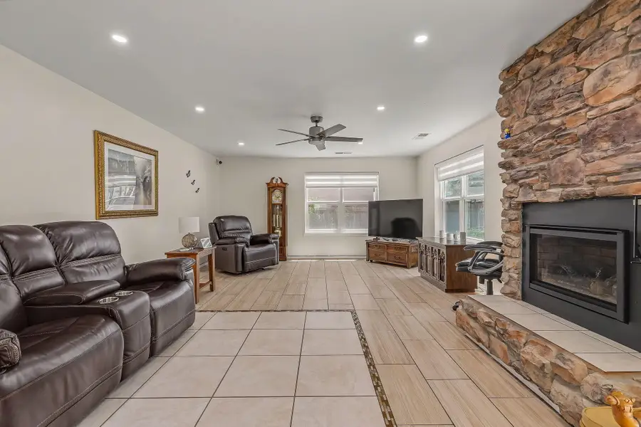 1905 Tierra Del Oso Place Nw, Albuquerque, NM 87120 - #2
