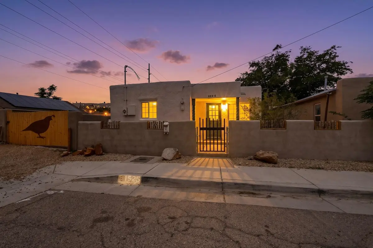 1525 Summer Avenue Nw, Albuquerque, NM 87104 - #1