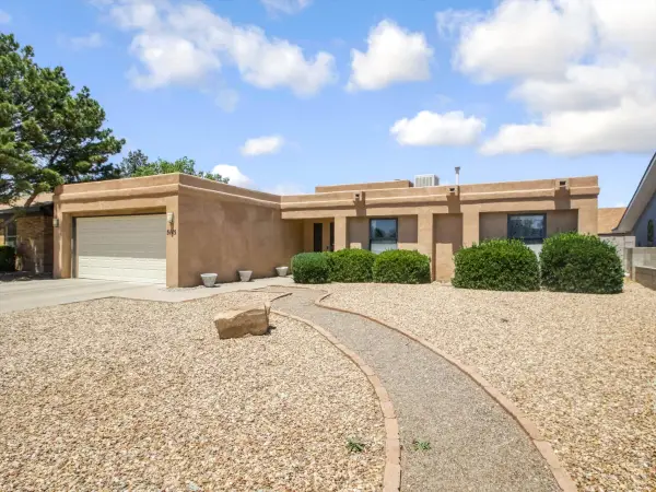 5115 Vicksburg Drive Nw, Albuquerque, NM 87120