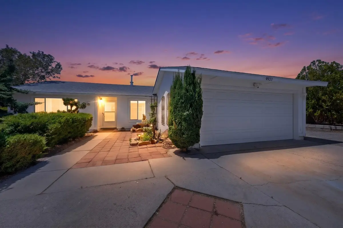 9921 Plunkett Drive Nw, Albuquerque, NM 87114 - #1