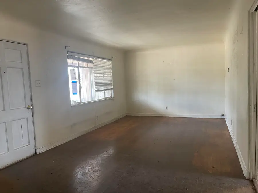 5405 Mountain Road Ne, Albuquerque, NM 87110 - #2