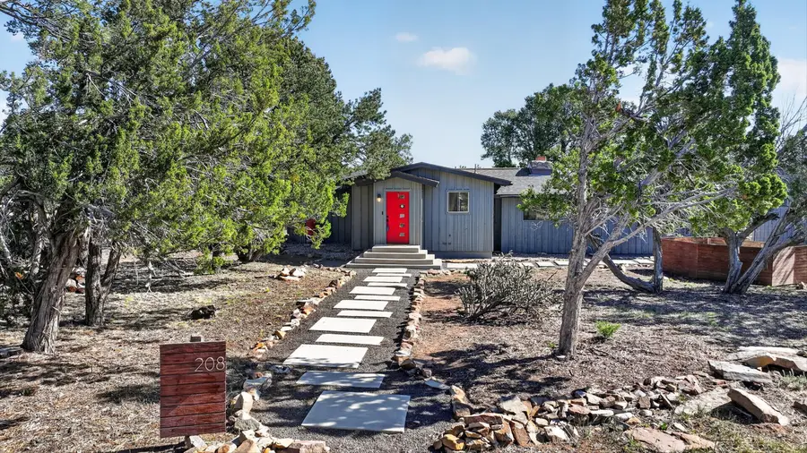 208 Sangre De Cristo Circle, Tijeras, NM 87059 - #2