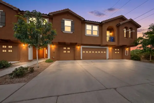 601 Menaul Boulevard Ne #UNIT 302, Albuquerque, NM 87107