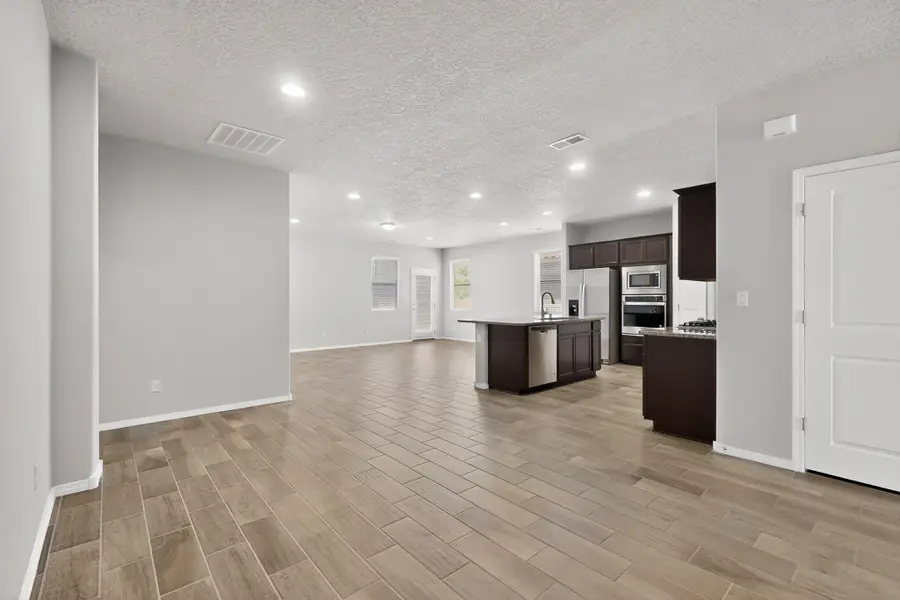 2043 Silver Dollar Street Se, Albuquerque, NM 87123 - #2